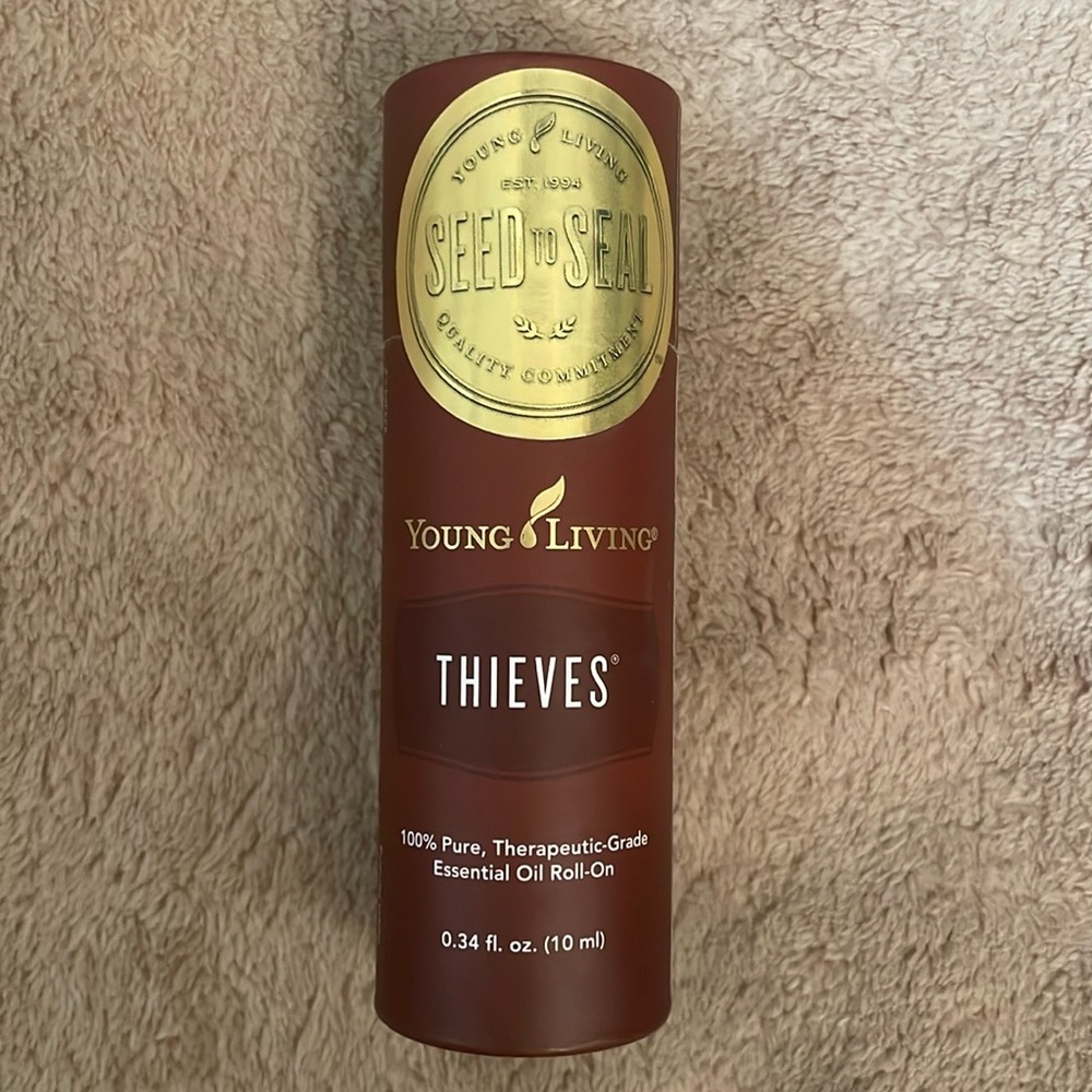 COPY - Young Living Thieves Essential Oil